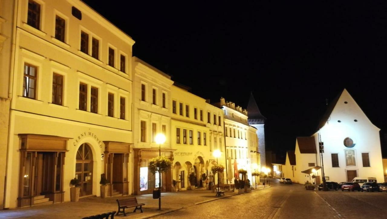 Penzion Stastny Medved Znojmo Exterior photo